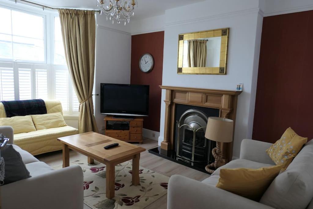 Spacious First Floor Family Flat, Sea View Torquay Exterior foto
